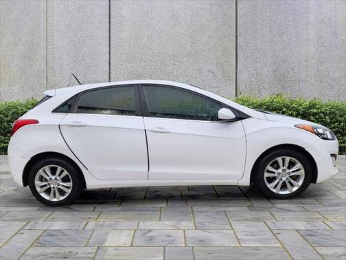 2014 Hyundai Elantra GT Base