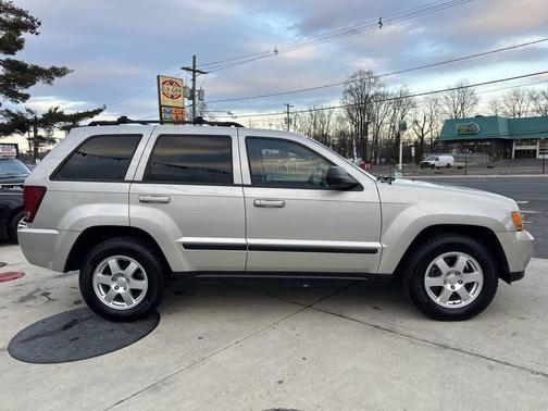 2009 Jeep Grand Cherokee Laredo