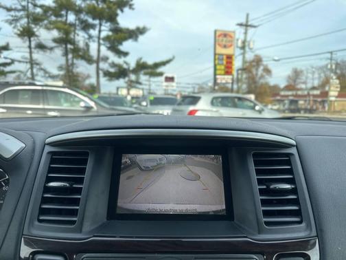 2014 Nissan Pathfinder SL