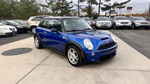2005 MINI Cooper S Base
