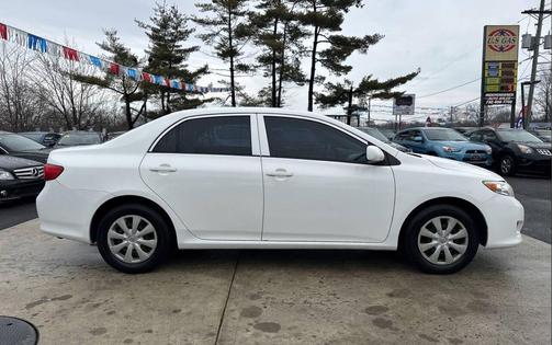 2009 Toyota Corolla LE