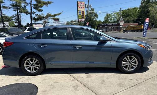 Nouveau Blue 2017 Hyundai SONATA SE