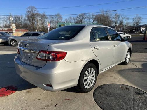 2013 Toyota Corolla LE