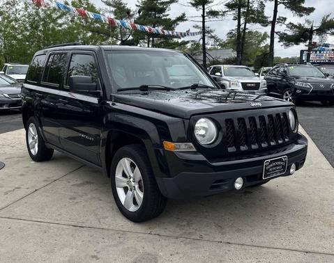 Black Clearcoat 2014 Jeep Patriot Latitude