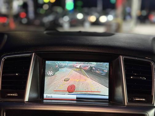 2015 Mercedes-Benz M-Class 4MATIC