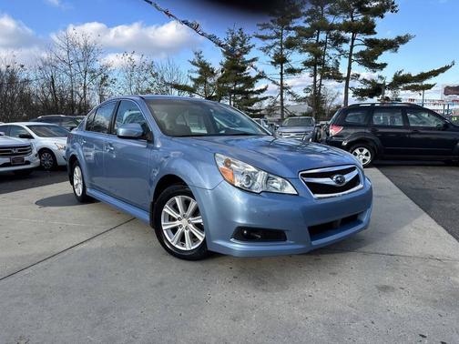 2011 Subaru Legacy Premium