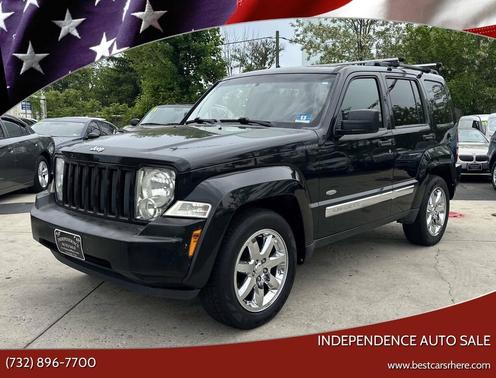 Brilliant Black Crystal Pearlcoat 2012 Jeep Liberty Sport