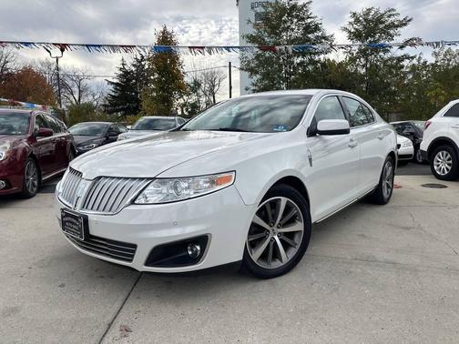2010 Lincoln MKS Base