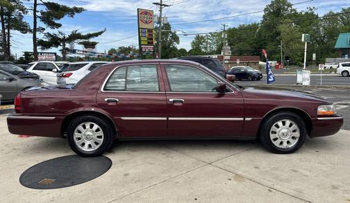 Burgundy 2004 Mercury Grand Marquis LS