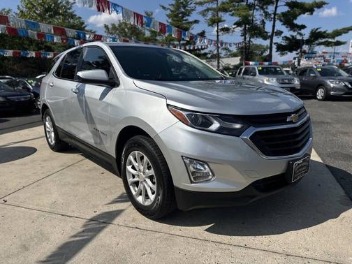 Silver Ice Metallic 2021 Chevrolet Equinox 1LT