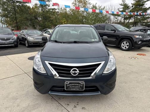 2015 Nissan Versa 1.6 S+
