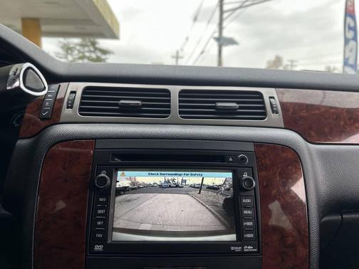 2011 Chevrolet Suburban 1500 LTZ