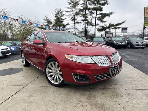 2010 Lincoln MKS Base
