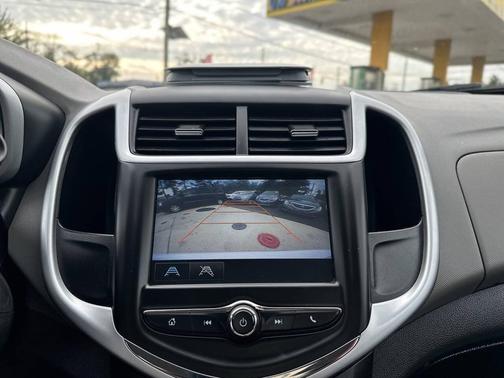 2017 Chevrolet Sonic LS