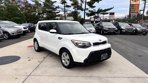 2016 Kia Soul Base