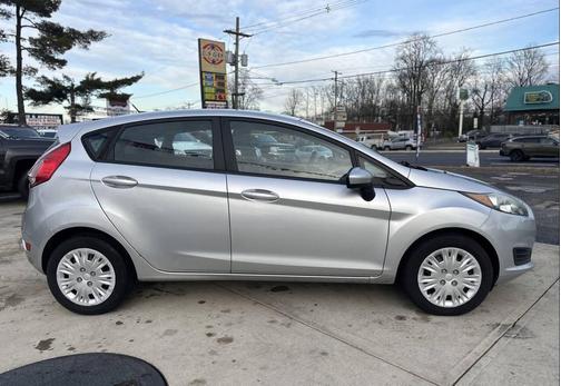 2016 Ford Fiesta S