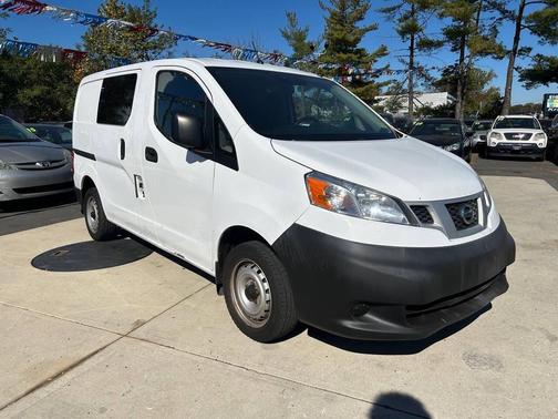 2017 Nissan NV200 S