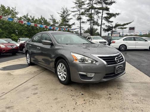Gray 2015 Nissan Altima 2.5 S
