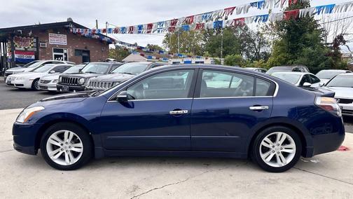 2010 Nissan Altima 3.5 SR