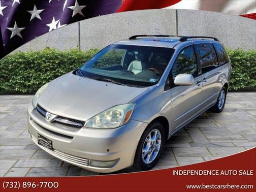 2004 Toyota Sienna XLE