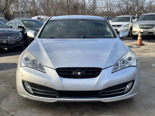 2010 Hyundai Genesis Coupe 3.8