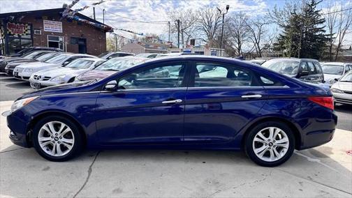 2011 Hyundai SONATA Limited
