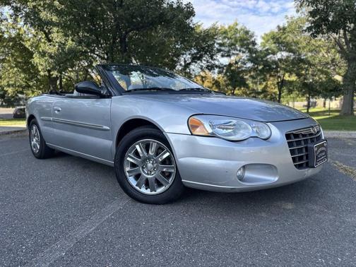 Silver 2006 Chrysler Sebring Base