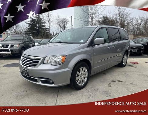 2015 Chrysler Town & Country Touring