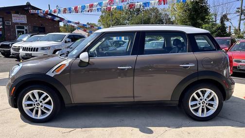 2012 MINI Cooper Countryman Base