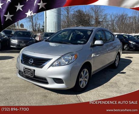 2014 Nissan Versa 1.6 SV