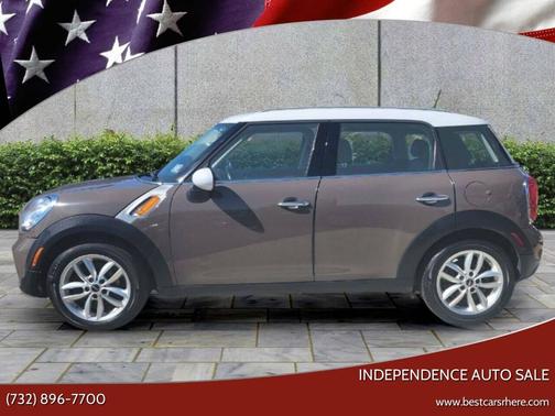 2012 MINI Cooper Countryman Base