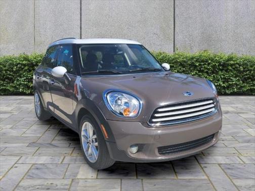 2012 MINI Cooper Countryman Base