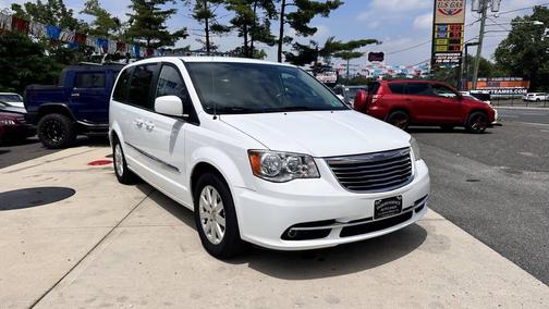 2014 Chrysler Town & Country Touring