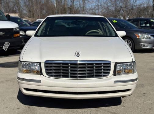1998 Cadillac DeVille Base