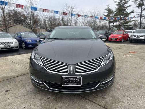 2016 Lincoln MKZ Base
