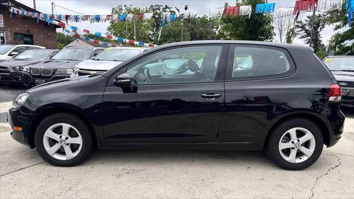2012 Volkswagen Golf Base
