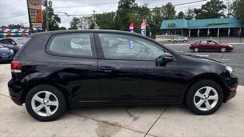 2012 Volkswagen Golf Base