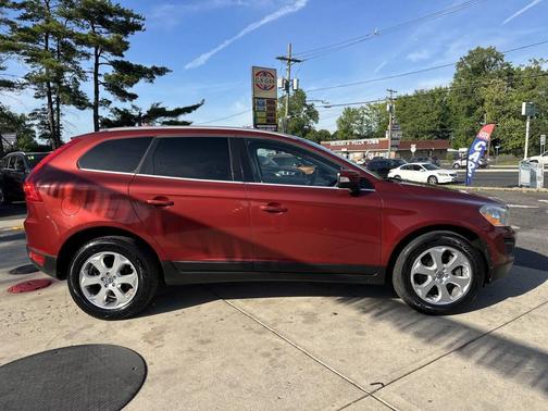 Flaminco Red Metallic 2013 Volvo XC60 3.2 Premier