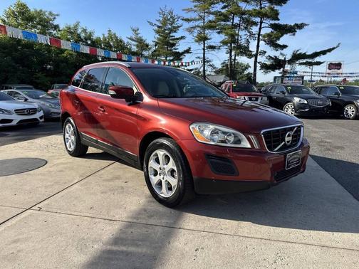 Flaminco Red Metallic 2013 Volvo XC60 3.2 Premier