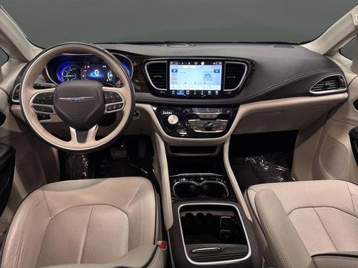 2021 Chrysler Pacifica Hybrid Limited