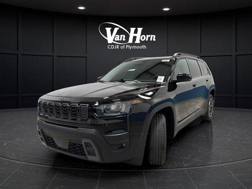 Diamond Black Crystal Pearlcoat 2026 Jeep Cherokee Limited