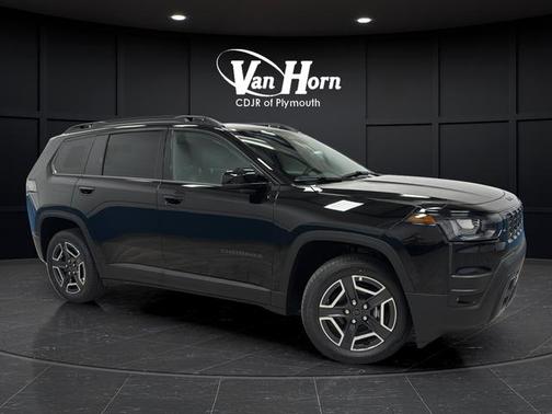 Diamond Black Crystal Pearlcoat 2026 Jeep Cherokee Limited