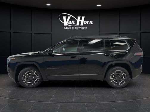 Diamond Black Crystal Pearlcoat 2026 Jeep Cherokee Limited