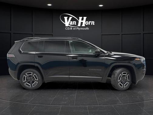 Diamond Black Crystal Pearlcoat 2026 Jeep Cherokee Limited