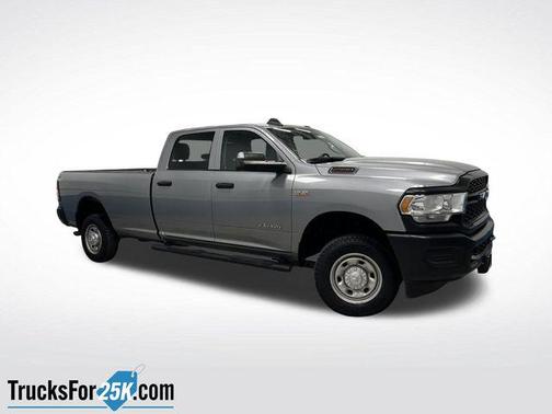 2019 RAM 2500 Tradesman Crew Cab 4x4 8' Box