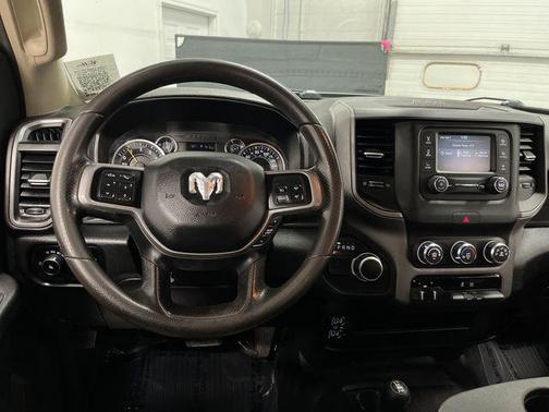 2019 RAM 2500 Tradesman Crew Cab 4x4 8' Box