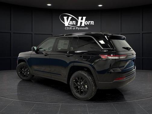 2026 Jeep Grand Cherokee Altitude