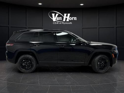 2026 Jeep Grand Cherokee Altitude