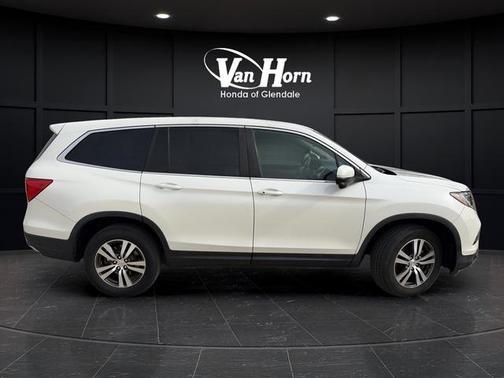 White Diamond Pearl 2017 Honda Pilot EX-L