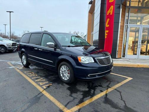 2016 Chrysler Town & Country Limited